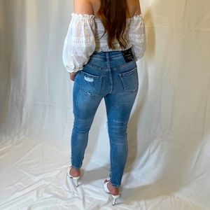 Joya Relaxed Skinny Jeans